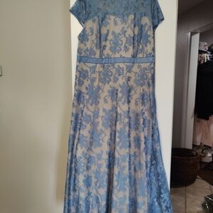 Elegant Blue Lace Dress